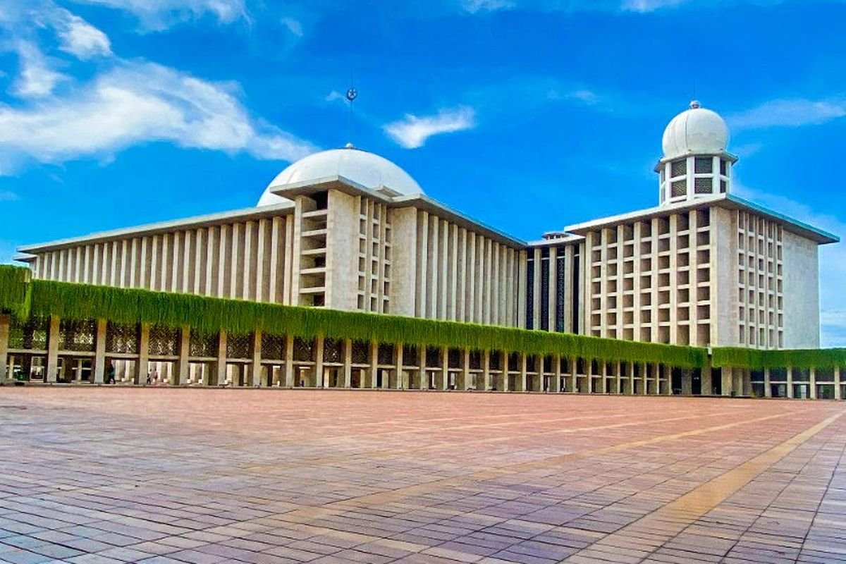 Wisata ke Masjid Istiqlal