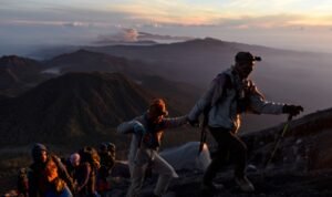 Tips Mendaki Semeru