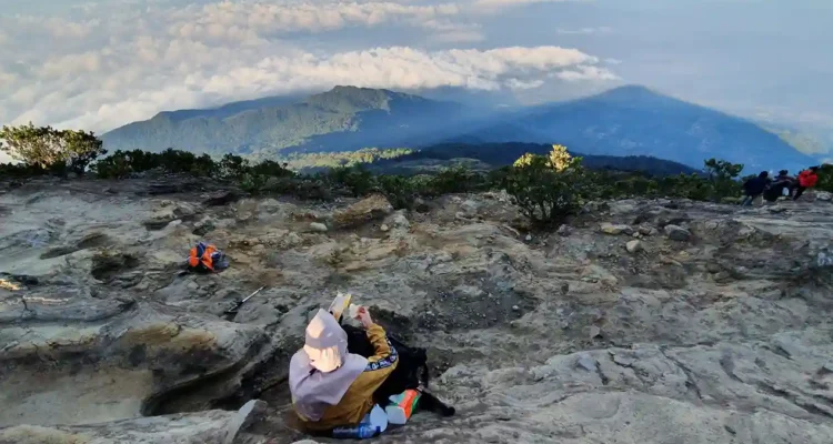 Gunung Ciremai, Wisata Alam yang Menyejukkan