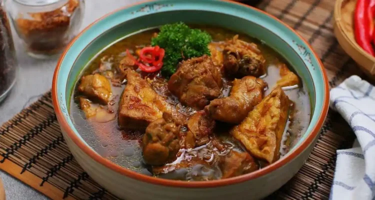 Resep Semur Ayam Rumahan dengan Bumbu Meresap