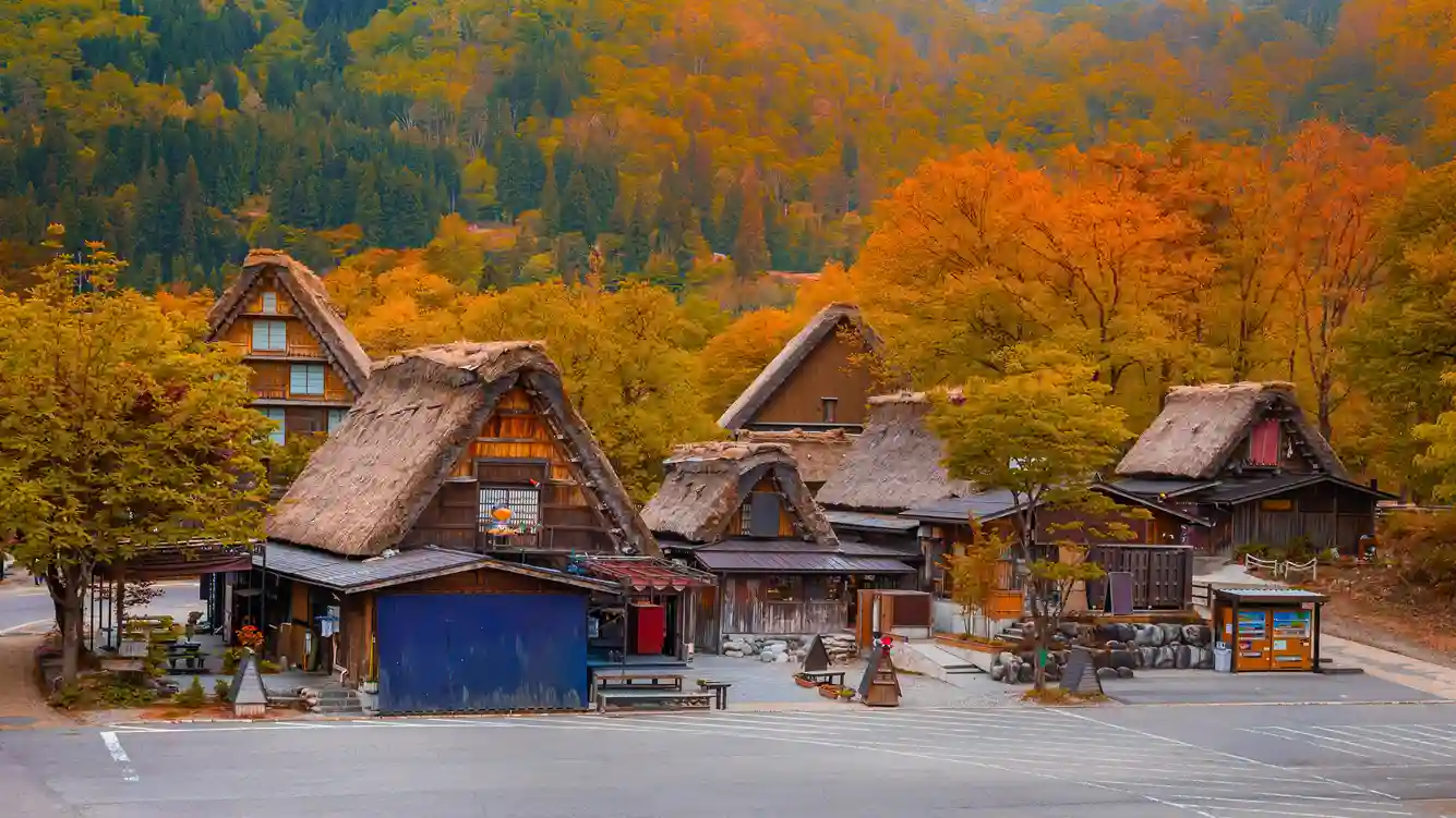 Shirakawa Go Desa Warisan Dunia UNESCO yang Memikat